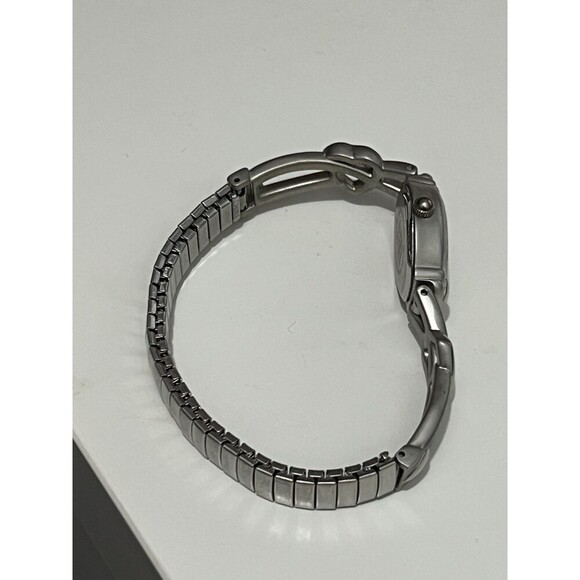 Fade And Glory Stainless Steel Hearts Pink Mother Of Pearl Quartz Elastic Watch - Picture 4 of 5